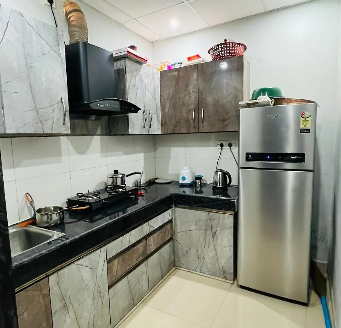 1 Bhk Fully Furnished Flat In Pandepur Apartment Varanasi 0*,
